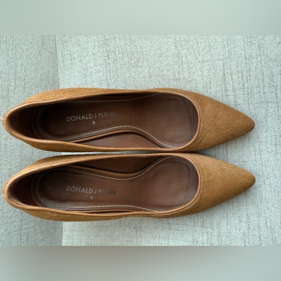 Donald J. Pliner BraveSP Tan Brown Calf Hair Heels Pumps Womens Size 6.5 - Picture 14 of 15